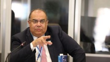 محيي الدين: العالم يعيش توترا اقتصاديا ذا أبعاد سياسية