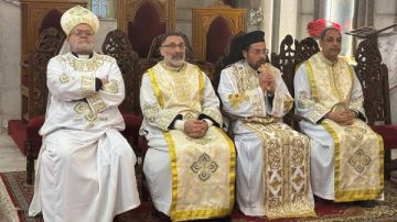 الأنبا باخوم يترأس قداس عيد الغطاس بكاتدرائية القديس أنطونيوس الكبير بالفجالة الأنبا باخوم يترأس قداس عيد الغطاس بكاتدرائية القديس أنطونيوس الكبير بالفجالة