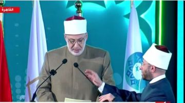 لقطة طيبة من وزير الأوقاف مع وكيل الأزهر