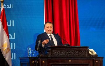 محافظ البنك المركزي يفتتح منحة علماء المستقبل لدعم الطلاب المتميزين