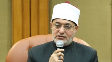 مفتي الجمهورية: إحياء التراث الأشعري ضرورة فكرية لمواجهة الغلو والانغلاق مفتي الجمهورية: إحياء التراث الأشعري ضرورة فكرية لمواجهة الغلو والانغلاق