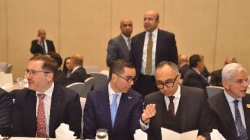 الخطيب: مصر محطة رئيسية للطاقة والذكاء الاصطناعي.. وفرص استثمارية مستقبلية الخطيب: مصر محطة رئيسية للطاقة والذكاء الاصطناعي.. وفرص استثمارية مستقبلية