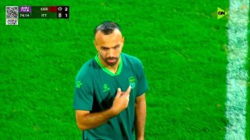 قفشة وعبد الله يسجلان في أول ظهور لهما بلقاء سيراميكا كليوباترا والاتحاد السكندري قفشة وعبد الله يسجلان في أول ظهور لهما بلقاء سيراميكا كليوباترا والاتحاد السكندري