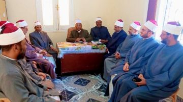 مدير أوقاف الوادي الجديد يتابع سير العمل ميدانيا بإدارة مساجد الفرافرة