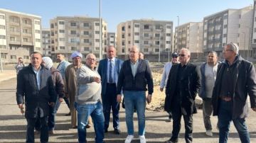 مسئولو الإسكان يتفقدون مشروعات تابعة لصندوق تمويل المساكن مسئولو الإسكان يتفقدون مشروعات تابعة لصندوق تمويل المساكن