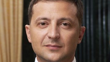 بعد انتهاء اليوم الثاني.. زيلينسكي: محادثات السلام الثلاثية في أبوظبي بناءة