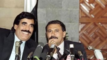 تنكيس الأعلام .. اليمن تعلن الحداد 3 أيام لوفاة علي سالم البيض تنكيس الأعلام .. اليمن تعلن الحداد 3 أيام لوفاة علي سالم البيض