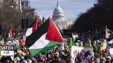 روبيو يصادق على ترحيل طلاب شاركوا في تظاهرات داعمة لفلسطين روبيو يصادق على ترحيل طلاب شاركوا في تظاهرات داعمة لفلسطين