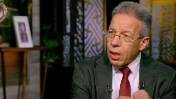 منتهى الخطورة نقيب الأطباء: الذكاء الاصطناعي لن يحل محل الدكتور