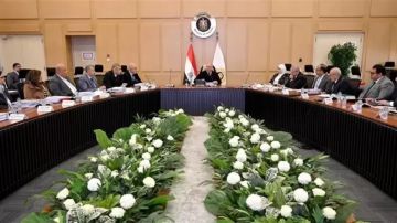 وزير الصناعة والنقل يترأس اجتماع مجلس إدارة مركز تحديث الصناعة وزير الصناعة والنقل يترأس اجتماع مجلس إدارة مركز تحديث الصناعة