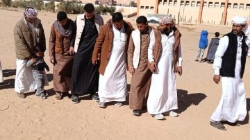 إقبال كبير من شباب القبائل على لجان الانتخابات في الوادى الجديد إقبال كبير من شباب القبائل على لجان الانتخابات في الوادى الجديد