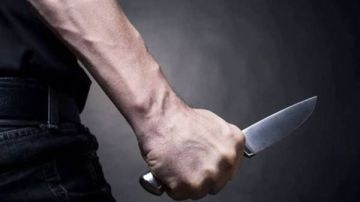 بسبب أسبقية الدور.. شجار عنيف بين سائقي توك توك في النهضة ينتهي بطعنات متبادلة