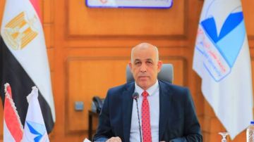 رئيس جامعة كفر الشيخ يهنئ البابا تواضروس بعيد الميلاد