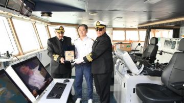 قناة السويس تشهد عبور سفينة الحاويات العملاقة CMA CGM SEINE ضمن قافلة الشمال