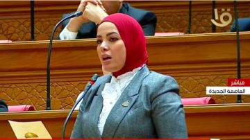 آية عبد الرحمن مذيعة دولة التلاوة تؤدي اليمين الدستورية بمجلس النواب