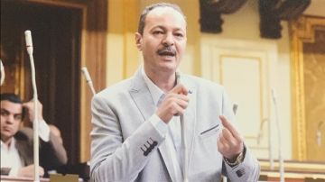 غضب في المنيا.. نائب يطالب بوقف زيادات أراضي المحافظة والأوقاف ومراجعة قرارات كورنيش النيل غضب في المنيا.. نائب يطالب بوقف زيادات أراضي المحافظة والأوقاف ومراجعة قرارات كورنيش النيل