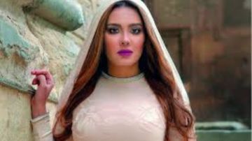 محامي مي القاضي: يجب حماية الفنانين والمشاهير من حملات التشويه محامي مي القاضي: يجب حماية الفنانين والمشاهير من حملات التشويه