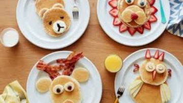 من غير شجار ولا زن.. نصائح مجربة عن أكلات صحية يحبها الطفل