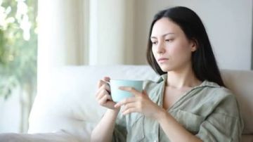 نشرة المرأة والمنوعات المشي للخلف 15 دقيقة يخفف آلام خشونة الركبة.. مشروبات ممنوعة خلال فترة الطمث كل شهر