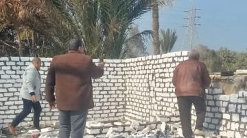 إزالة 3 حالات تعد على الأراضي الزراعية وأملاك الدولة بمركز ومدينة بني سويف