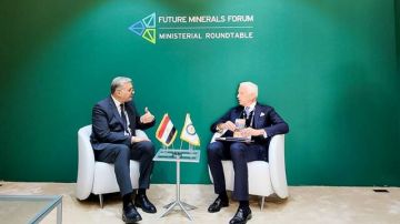 وزير البترول المصري يبحث مع مجموعة ريو تينتو جذب استثمارات في قطاع التعدين وزير البترول المصري يبحث مع مجموعة ريو تينتو جذب استثمارات في قطاع التعدين