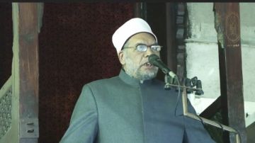 خطيب الجامع الأزهر: علينا استلهام دروس الإسراء والمعراج في توحيد الصف وبناء الوعي خطيب الجامع الأزهر: علينا استلهام دروس الإسراء والمعراج في توحيد الصف وبناء الوعي