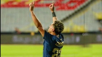 خوان بيزيرا ينشر صورة جديدة عبر إنستجرام.. شاهد