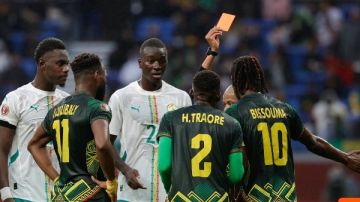 مالي تنضم لقائمة أكثر المنتخبات حصولا على بطاقات حمراء في نسخة واحدة من أمم إفريقيا
