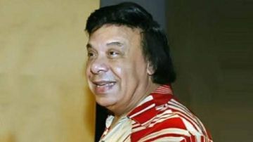 وحيد سيف في ذكرى رحيله.. نصف قرن من صناعة السعادة وحيد سيف في ذكرى رحيله.. نصف قرن من صناعة السعادة