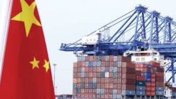 الجمارك الصينية: التجارة الخارجية تحقق ارتفاعا بإجمالي 6.48 تريليون دولار خلال 2025