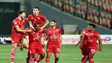 الشوط الأول.. بلوزداد يتقدم على ستلينبوش بهدف فى الكونفدرالية الشوط الأول.. بلوزداد يتقدم على ستلينبوش بهدف فى الكونفدرالية