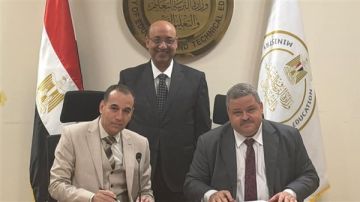  المهنية للمعلمين توقع بروتوكول تعاون مع إتقان لبناء كوادر الجودة