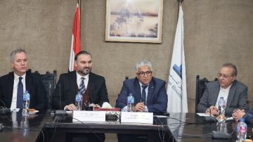 جمعية رجال الأعمال المصريين تبحث مع وفد تركي تعزيز التعاون في 10 مجالات صناعية حيوية جمعية رجال الأعمال المصريين تبحث مع وفد تركي تعزيز التعاون في 10 مجالات صناعية حيوية