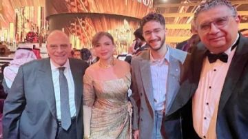 إلهام شاهين توجه رسالة للفائزين في حفل توزيع جوائز joy awards