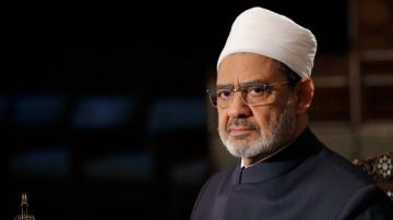 في ذكرى ميلاده الـ 80.. قطوف من حياة الإمام الأكبر أحمد الطيب في ذكرى ميلاده الـ 80.. قطوف من حياة الإمام الأكبر أحمد الطيب