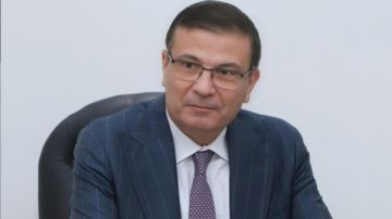 وزير الزراعة يقرر صرف كامل حصص أسمدة القمح والمحاصيل الشتوية فورا وزير الزراعة يقرر صرف كامل حصص أسمدة القمح والمحاصيل الشتوية فورا