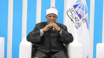 عباس شومان: الفتوى الرشيدة حصن الأمن الفكري.. والانتماء للوطن أكبر من السياسة عباس شومان: الفتوى الرشيدة حصن الأمن الفكري.. والانتماء للوطن أكبر من السياسة