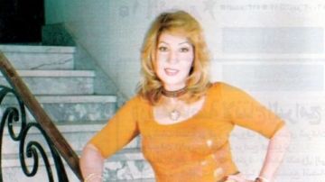 نادية الجندي تشارك صورة نادرة في شبابها