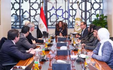 منال عوض توجه بالانتهاء من دراسة تقييم الأثر البيئي لمشروع توليد الكهرباء من الرياح بالبحر الأحمر منال عوض توجه بالانتهاء من دراسة تقييم الأثر البيئي لمشروع توليد الكهرباء من الرياح بالبحر الأحمر