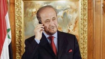 وفاة رفعت الأسد عن عمر ناهز 88 عاما