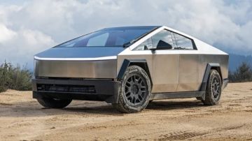 تجربة غريبة مبرد يتسبب في كسر صندوق سيارة تسلا سايبرتراك بسهولة تجربة غريبة مبرد يتسبب في كسر صندوق سيارة تسلا سايبرتراك بسهولة