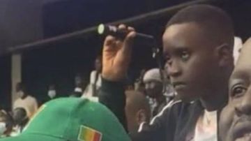 صاحب قلم الليزر في كأس العالم 2022 مفاجأة صادمة قبل مباراة مصر والسنغال