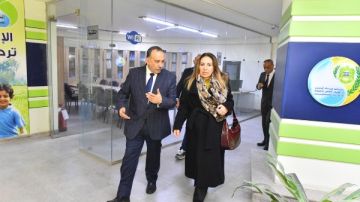 محافظ أسيوط ونائب وزير الاتصالات يتفقدان مركز خدمات مياه الشرب بحي غرب محافظ أسيوط ونائب وزير الاتصالات يتفقدان مركز خدمات مياه الشرب بحي غرب
