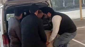 وصول جثمان والدة زوجة خالد دياب إلى مسجد الشرطة بالشيخ زايد