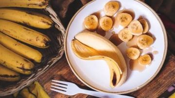يحتوي على كحول.. تحذير عاجل من تناول الموز البني شديد النضج