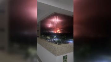 الهجوم الأمريكي ضد فنزويلا.. حريق في مطار هيجيروتي