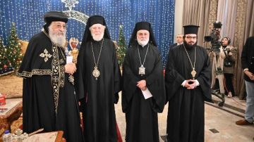 البابا تواضروس يستقبل مطران طنطا للروم الأرثوذكس ومحافظ القاهرة للتهنئة بعيد الميلاد