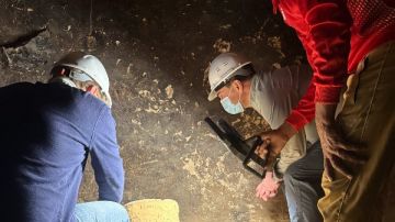 تابوت وآلوان رائعة سفير فرنسا يزور موقع حفائر دير المدينة