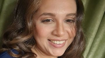 رحمة أحمد تستعرض موهبتها الغنائية على أنغام أغنية معايا