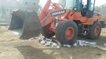 محافظ أسيوط: تنفيذ 24 قرار إزالة في 5 مراكز وأحياء ضمن الموجة الـ28 لإزالة التعديات محافظ أسيوط: تنفيذ 24 قرار إزالة في 5 مراكز وأحياء ضمن الموجة الـ28 لإزالة التعديات